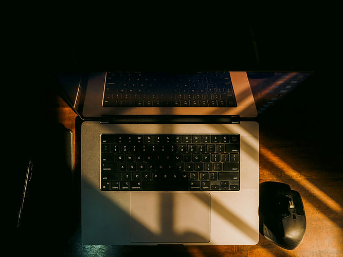 Image by Manuel Chinchilla