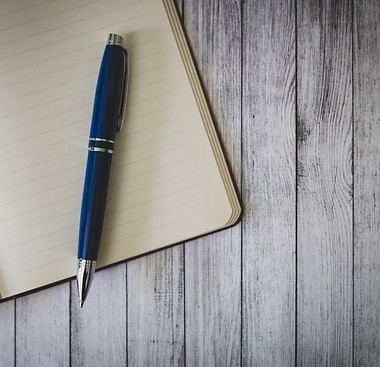 Image of pen on notebook