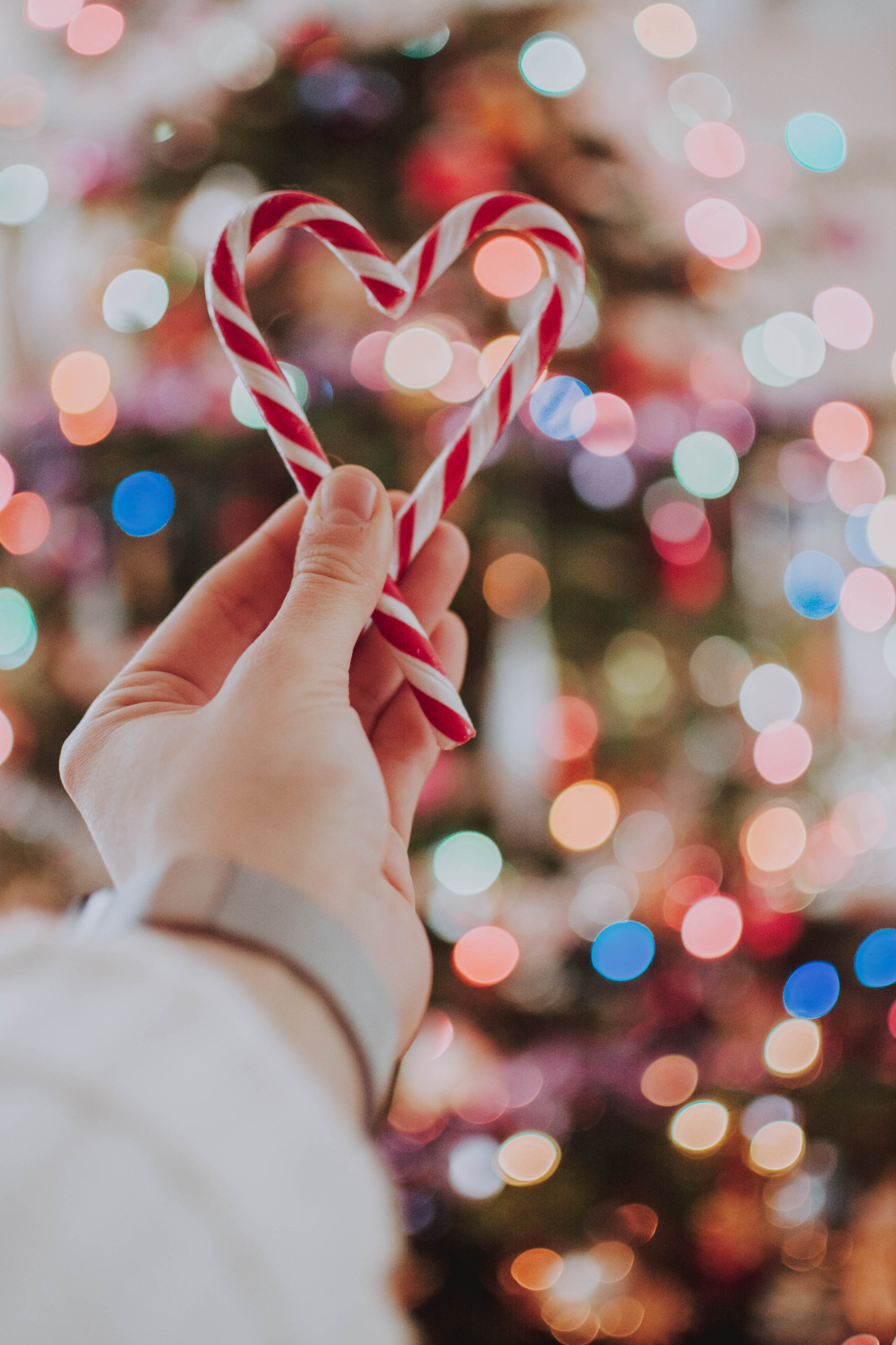 A Festive Flick Frenzy: Unwrapping the Ultimate Christmas Movie Marathon Experience