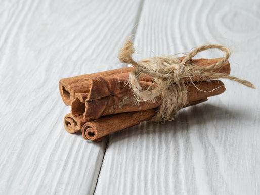 3 Holiday Herbs Every Mom Should Know for Winter Wellness