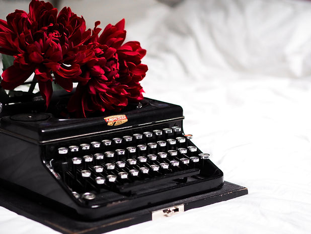 Image by Laura Chouette