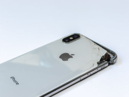 iPhoneのバックパネル（背面ガラス）交換ならSmaFix奈良橿原店へ！
