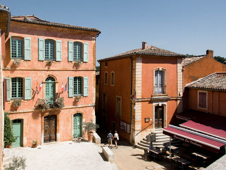 Partons en ballade à la découverte de 3 des plus belles villes de Provence ...