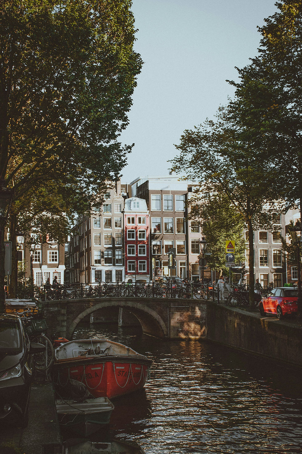 Photo credits: Žan Janžekovič A UNESCO snapshot: "Floating through history on 400-year-old canals, where life moves by pedal and paddle."