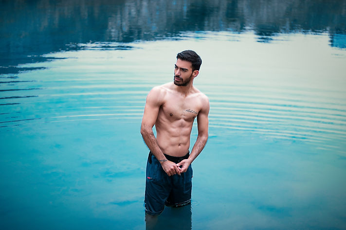 Image by mehrab zahedbeigi