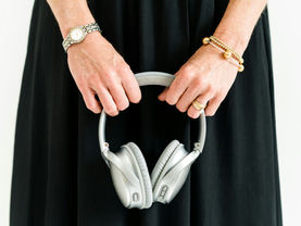 7 Audiobooks Every Entrepreneur Should Listen To (and Why They’re Actually Worth Your Time)