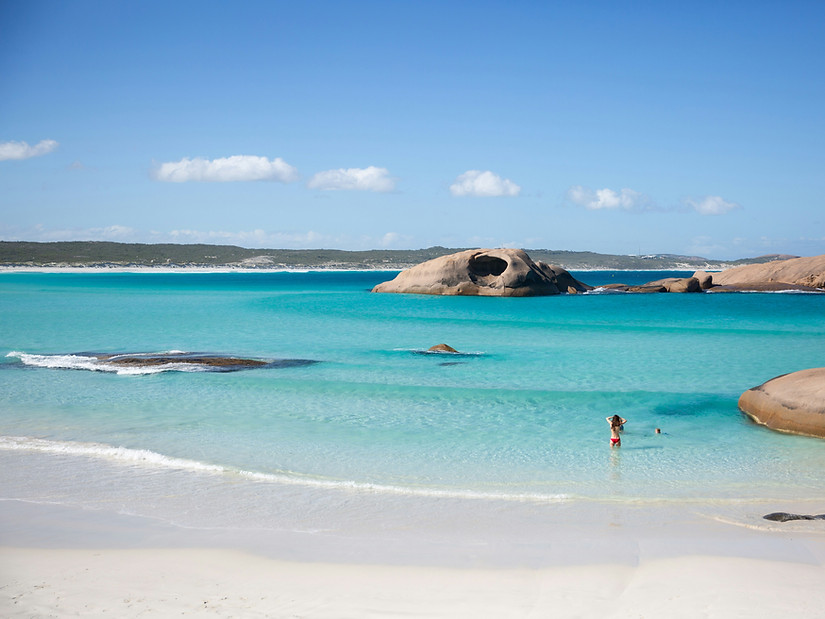 Travel guide Western Australia: Turquoise sea at Twilight Bay Image by Zhifei Zhou