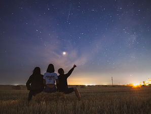 Image by Rad Pozniakov