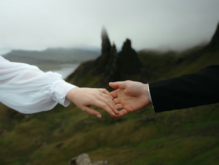 Initiating and Inviting: A Balanced Look at Biblical Roles in Marriage