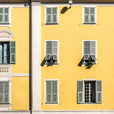 Buttery, warm and mellow, who doesn't like yellow?