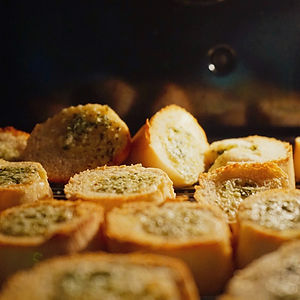GARLIC BREAD
