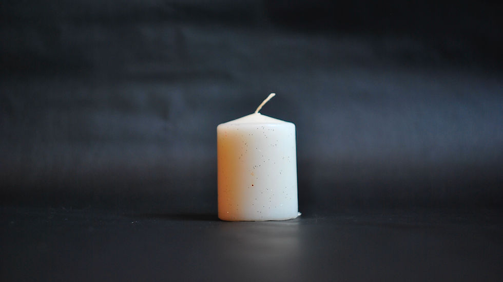 Isla Adie small pillar candle