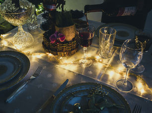 Creative Ways to Host a Gorgeous Party Without Breaking the Bank