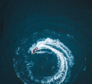 Image by Chris Kursikowski