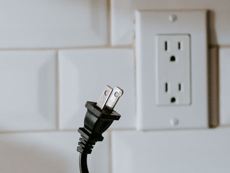 Convocatoria suministro de materiales eléctricos