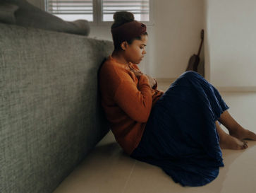 a women experiencing general anxiety