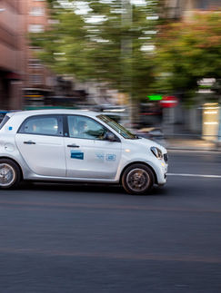O futuro da mobilidade urbana será elétrico, solar e inteligente