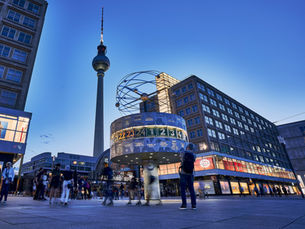 The Weltzeituhr: Why Alexanderplatz Has a World Clock