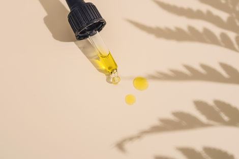 Best Non Greasy Body Oil: How to Find One That Actually Absorbs