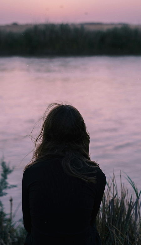 Image by Alina Chernovolova