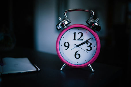 5 Tips to Spring Forward with Ease: Surviving (and Thriving) Daylight Savings Time