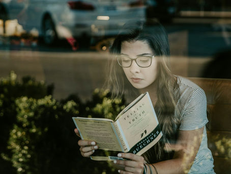 Why 'Slow Reading' Is the New Self-Care — Especially with Craft-Filled Magazines Like Kriti