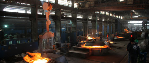 Outils anciens d'extraction du fer exposés dans un musée jurassien