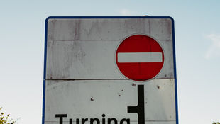 FED : Word of the day: stagflation / Musk-TSLA at risk / USD, DAX, BUNDs 'turning' / SNB cut #USDCHF up