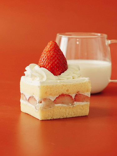 Strawberry Cake | Ghar ki bakery