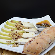 Brie and Pear